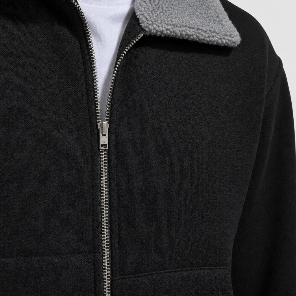 Men’s Armure Pattern Jacket with Detachable Hood detail