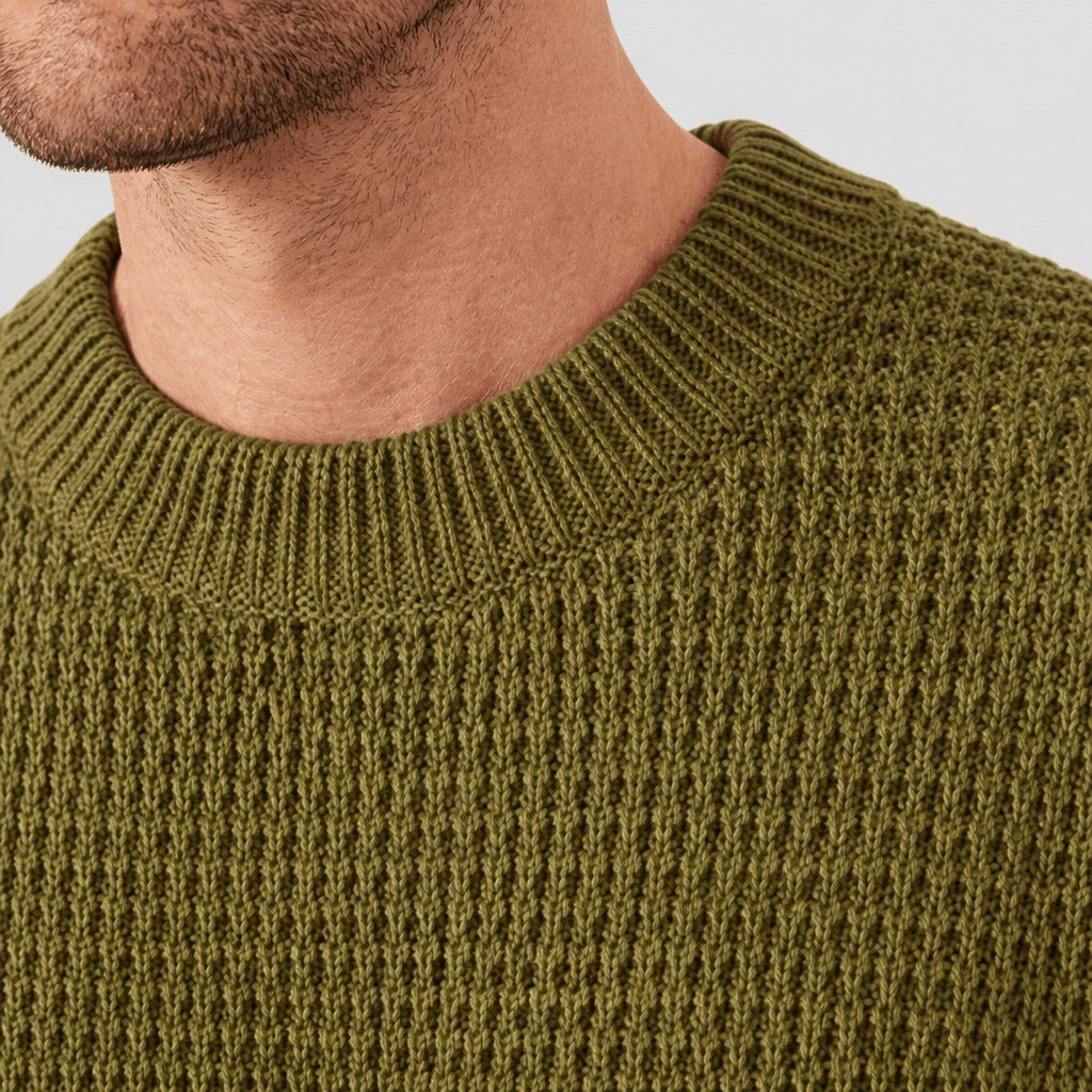 Men’s Crew Neck Knit Jumper detail