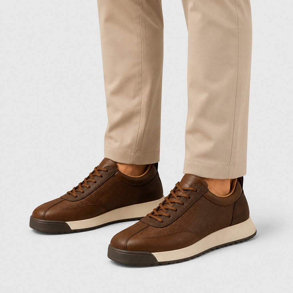 Men’s Leather Low-Top Trainers Brown worn