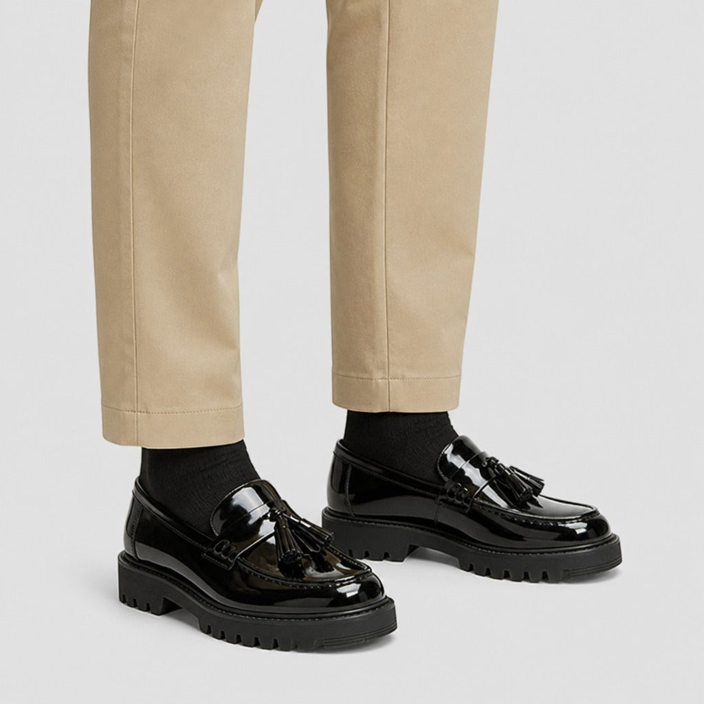 Men’s Leather Slip-On Loafers with Latex Insole Black worn