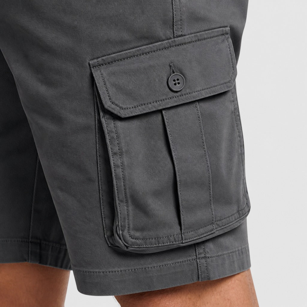 Men’s Loose Fit Cotton Safari Shorts detail