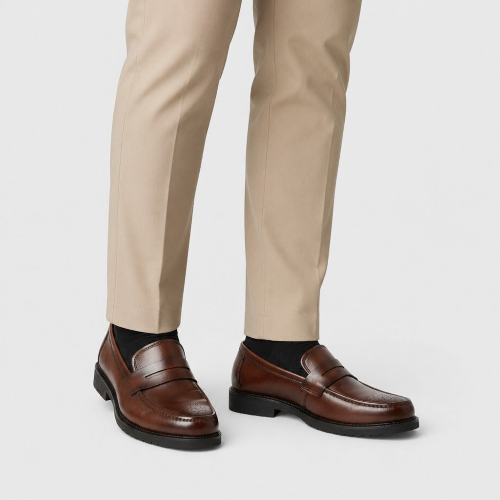 Men’s Patent Leather Slip-On Shoes Brown worn
