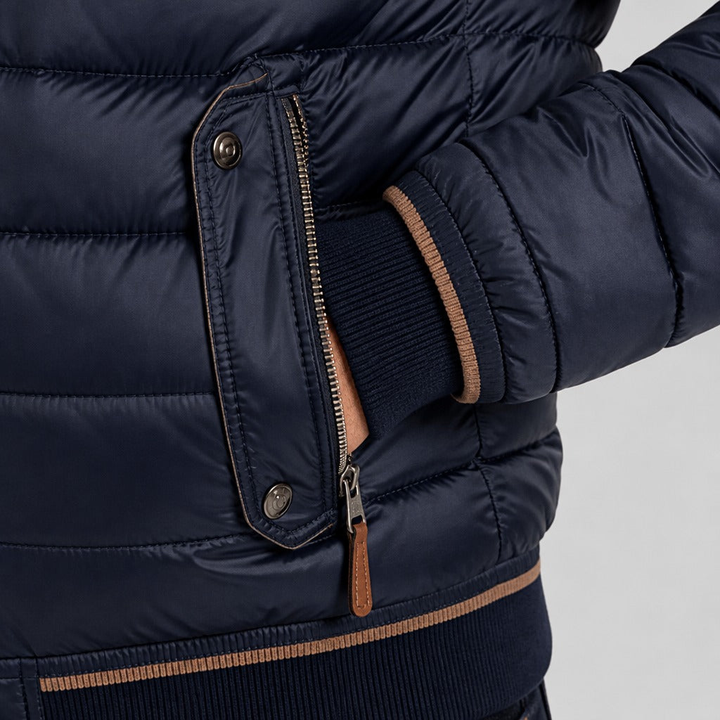 Men’s Quilted Puffer Jacket with Stand Collar detail