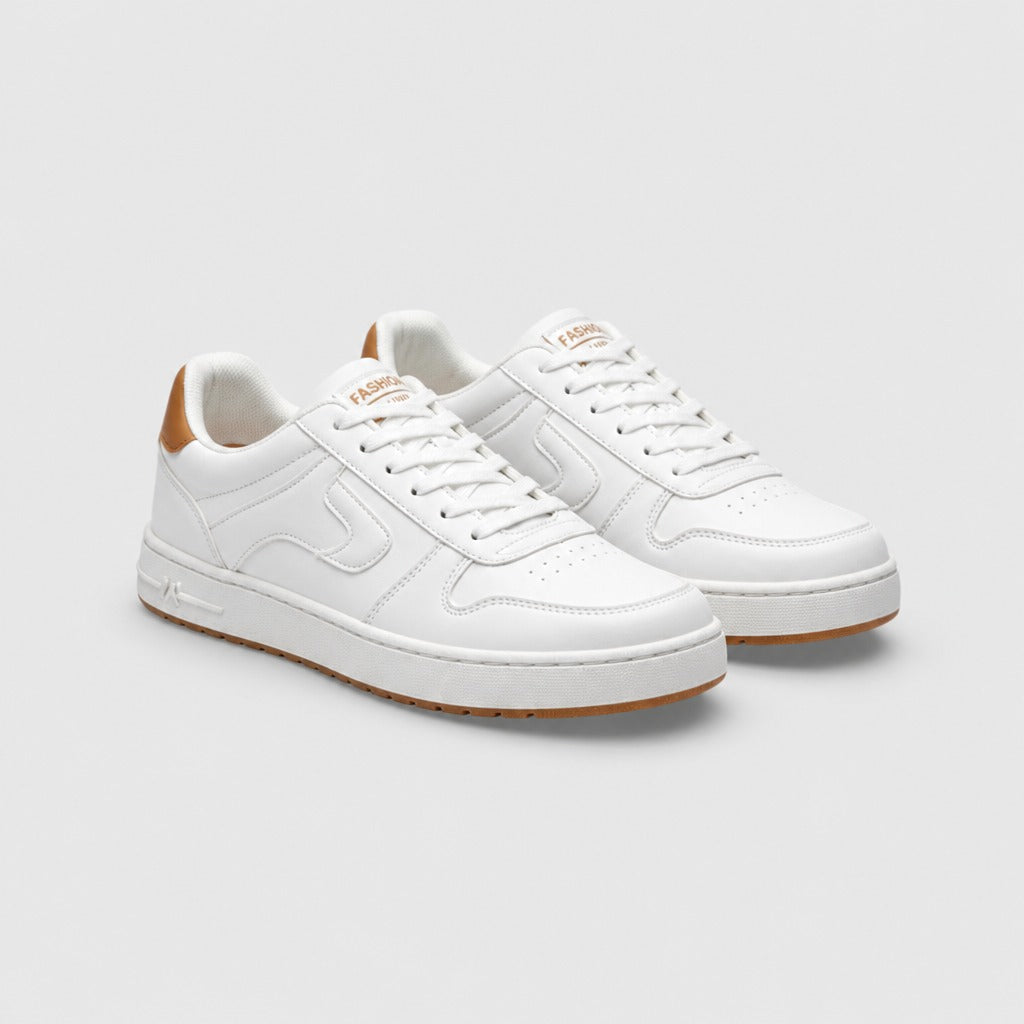 Men’s Round Toe Moulded Sole Shoes White pair