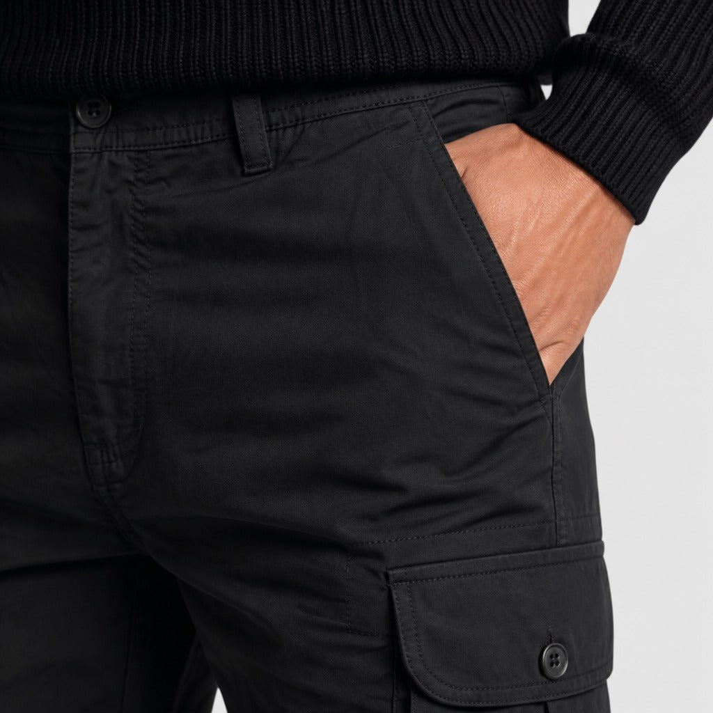 Men’s Slim Fit Cargo Trousers detail