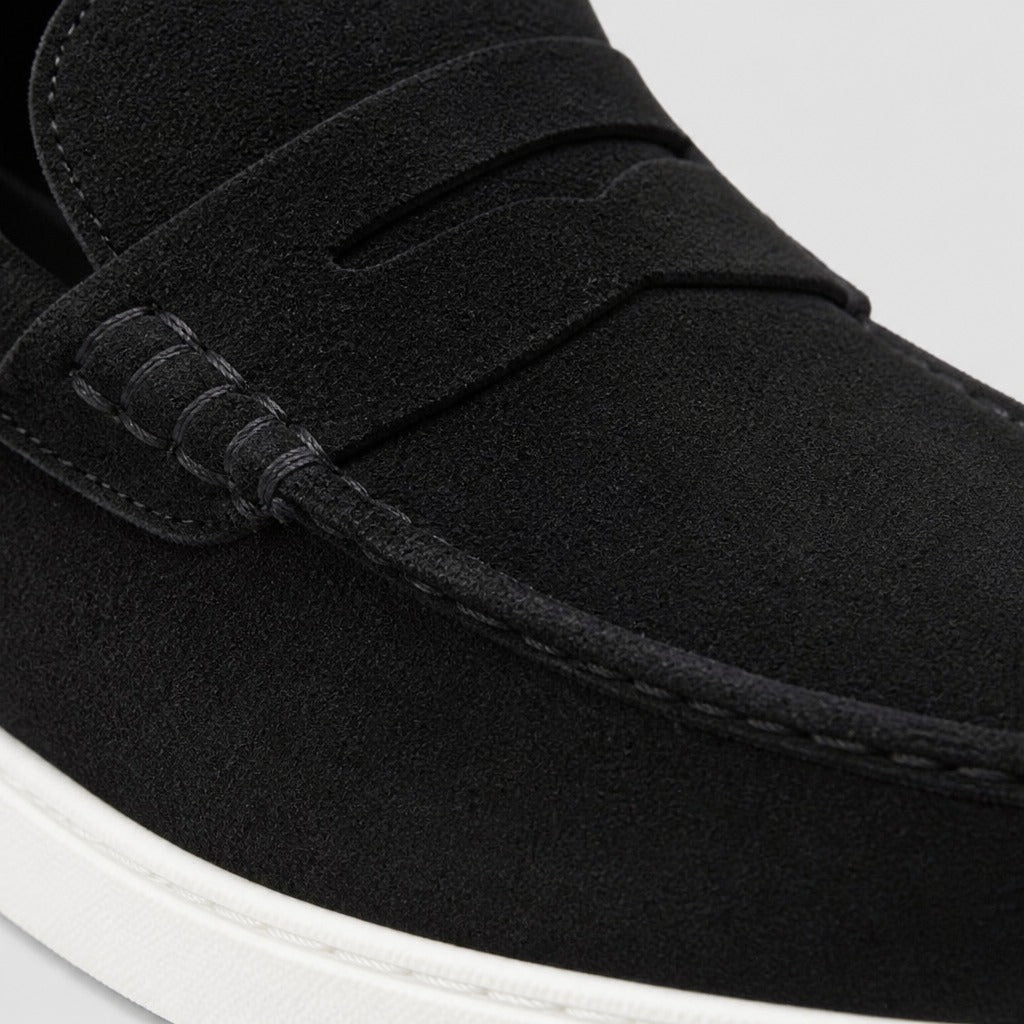 Men’s Split Leather Comfort Loafers detail