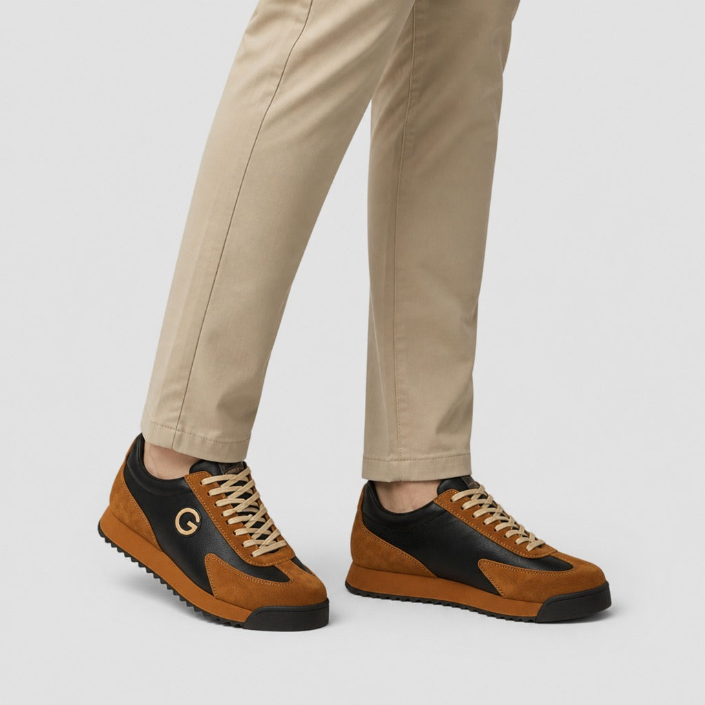 Men’s Suede Retro Lace-Up Trainers Brown worn
